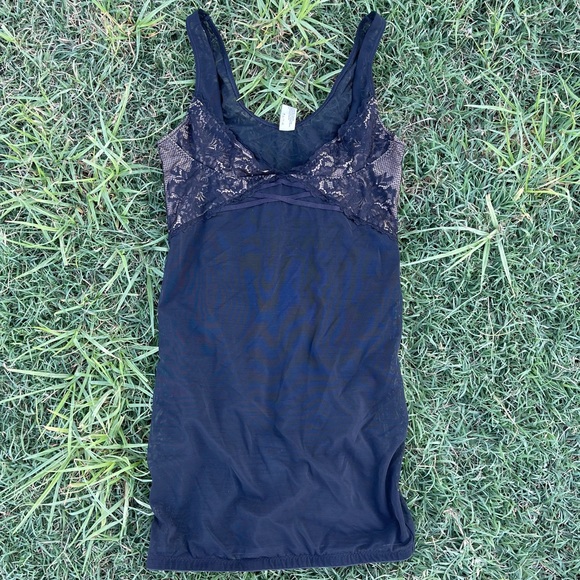 Maidenform Sensuously Shaping Wear Your Own Bra-Slip #DM2002, Beige, Black small - Picture 2 of 7